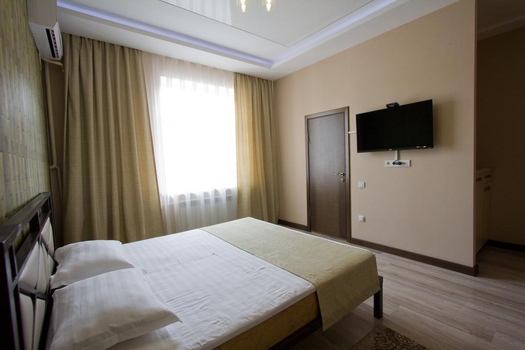 Center Hotel Бішкек Екстер'єр фото